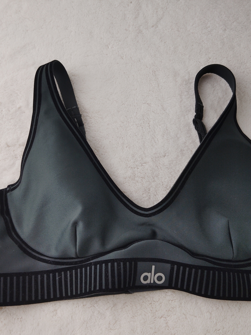 ALO Yoga Women's Dark Gray Wireless Bralette with Logo Band